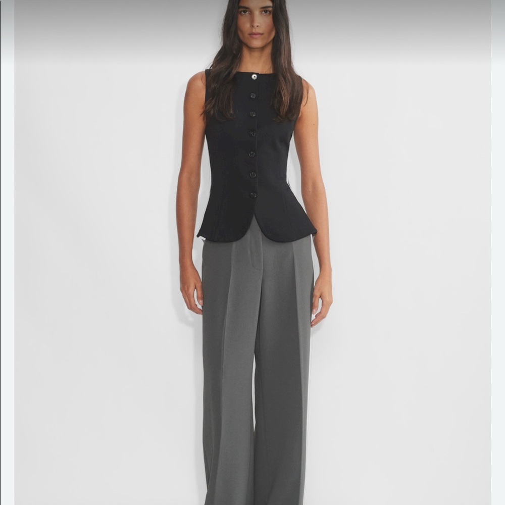 Wilfred Black Sleeveless Button Front Peplum Top